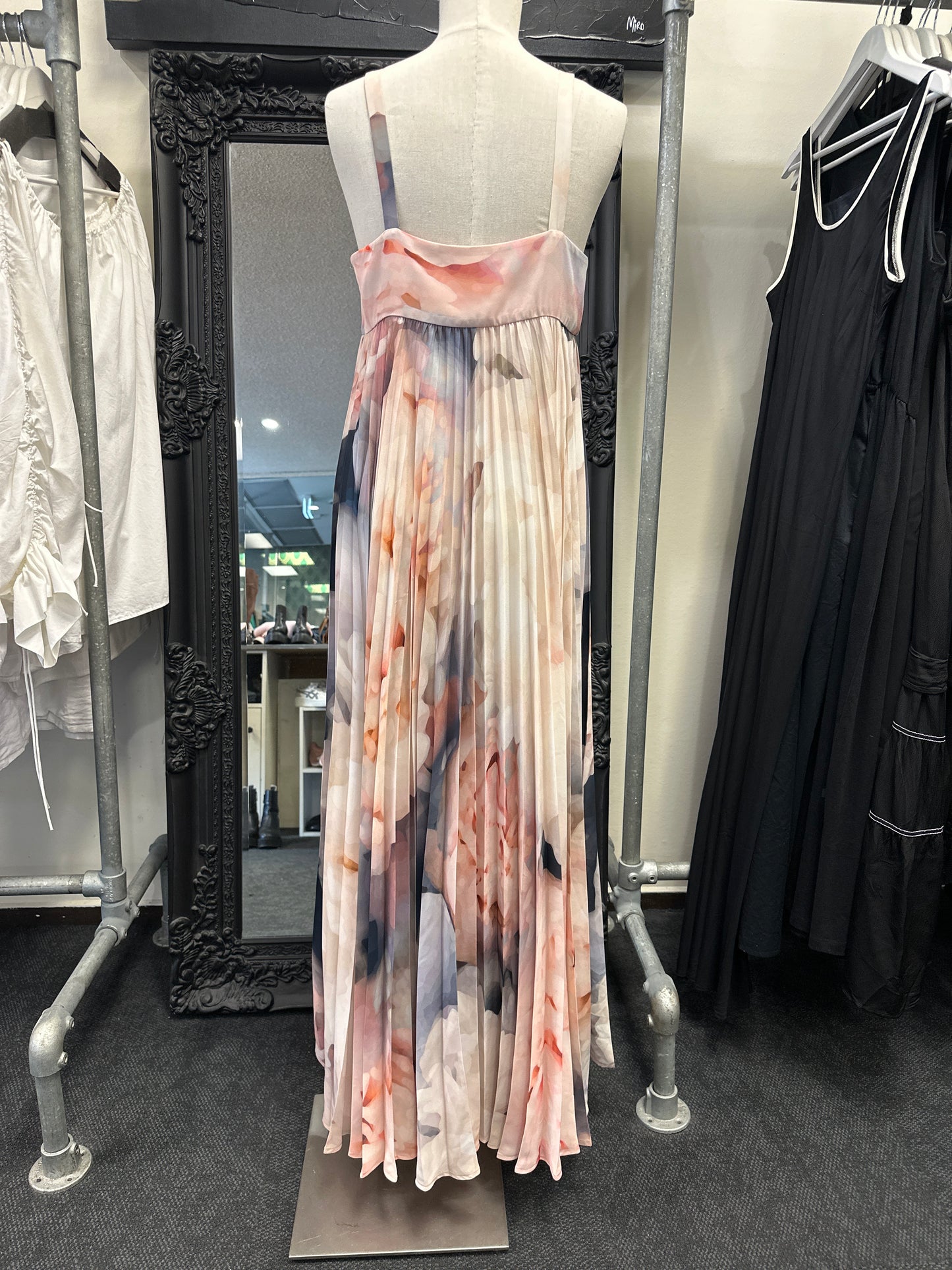 JULIETTE HOGAN
