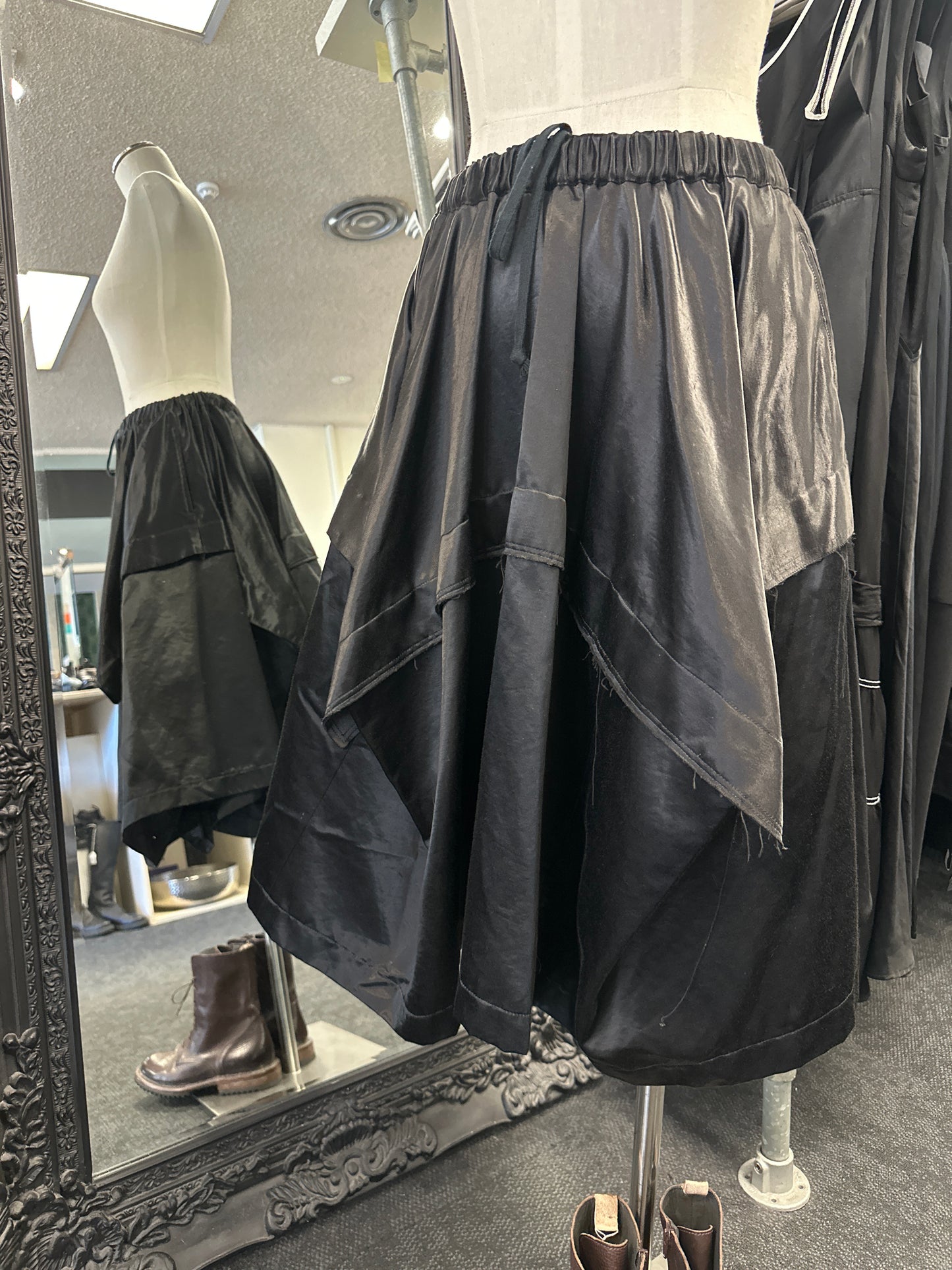 COMME DES GARÇONS