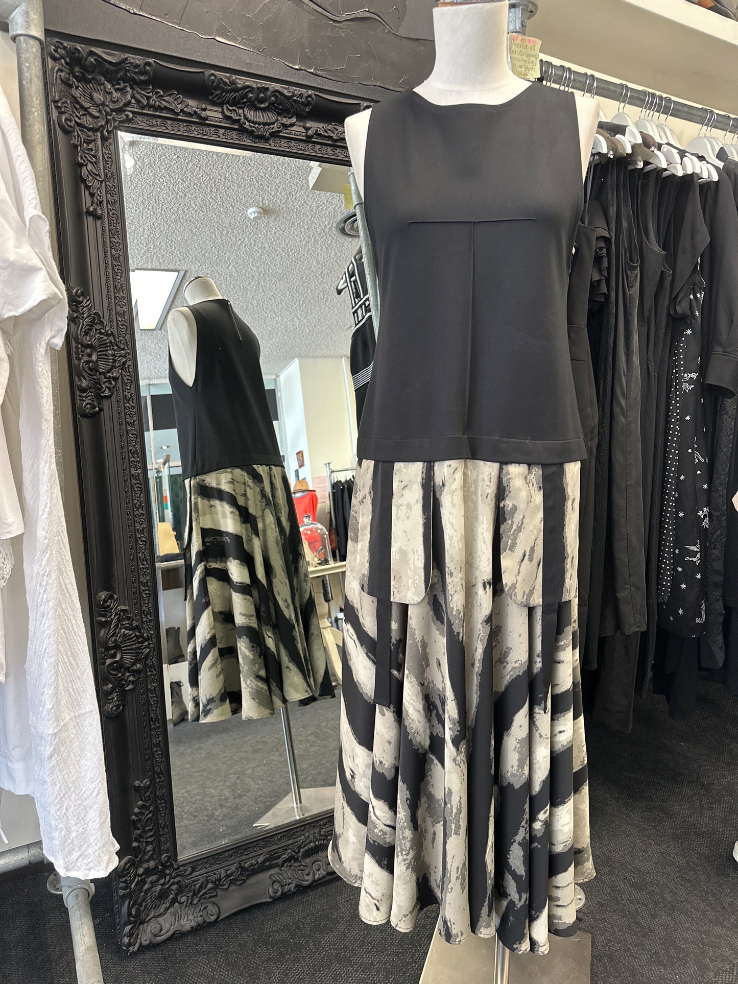 LOUNGE by REPERTOIRE